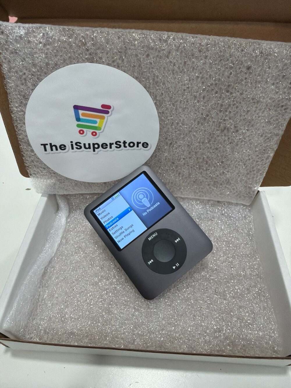 Apple IPod 3rd Gen 8GB Black - excellent Condition - new battery + 1 YR WARRANTY - Picture 3 of 5